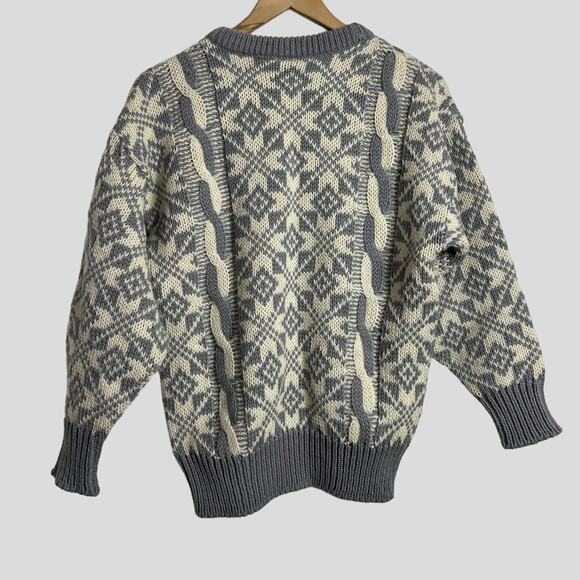 Vintage Eskimo Knitwear Women’s Gray White Wool Pullover Sweater Size M - Picture 6 of 8